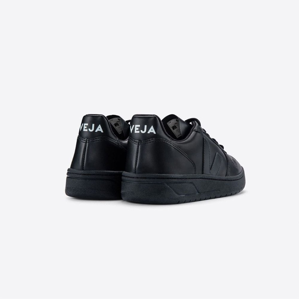 W' V-10 CWL - Black