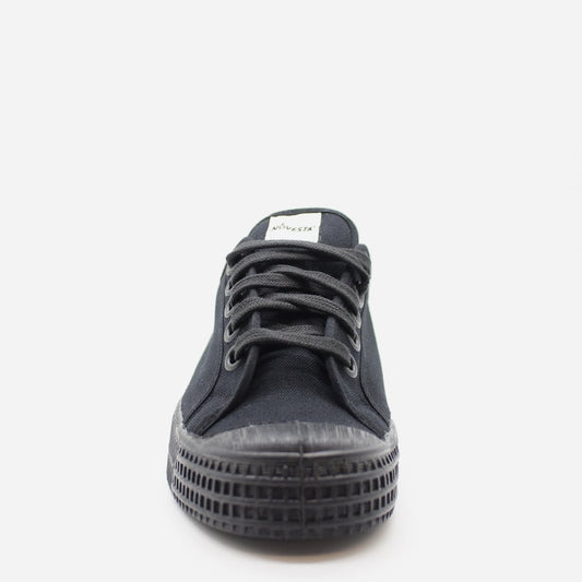 Star Master (21) - All Black