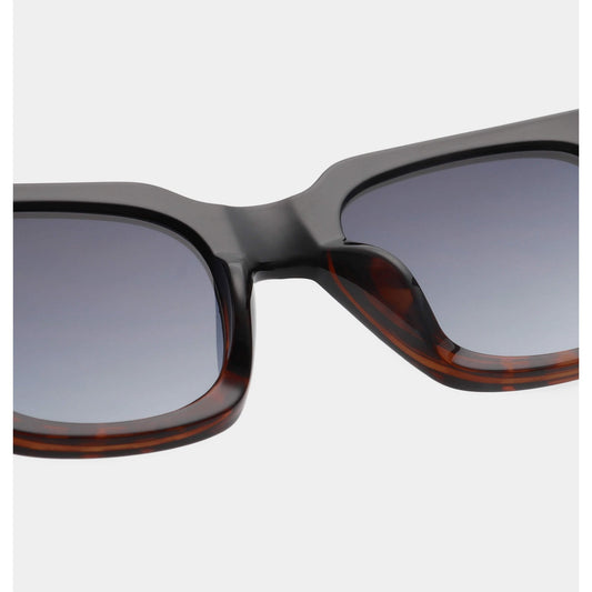 Nancy Sunglasses - Black / Demi Tortoise