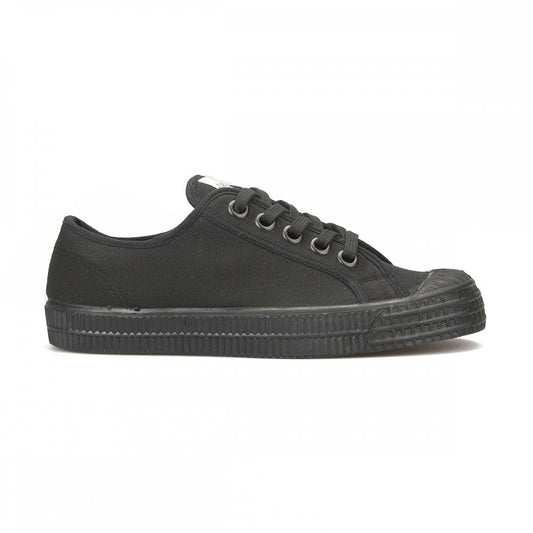 Star Master (25) - All Black