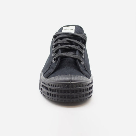 Star Master (25) - All Black