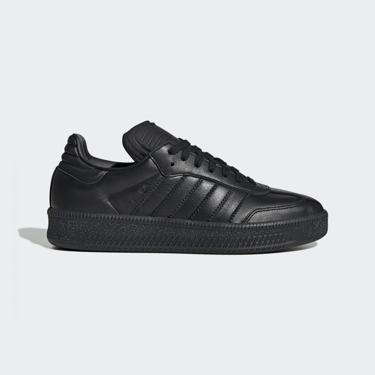 Samba XLG - Core Black