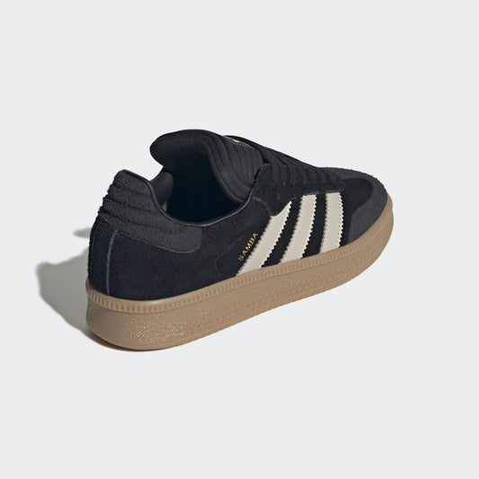 Samba XLG - Core Black / Wonder Aluminium / Gum