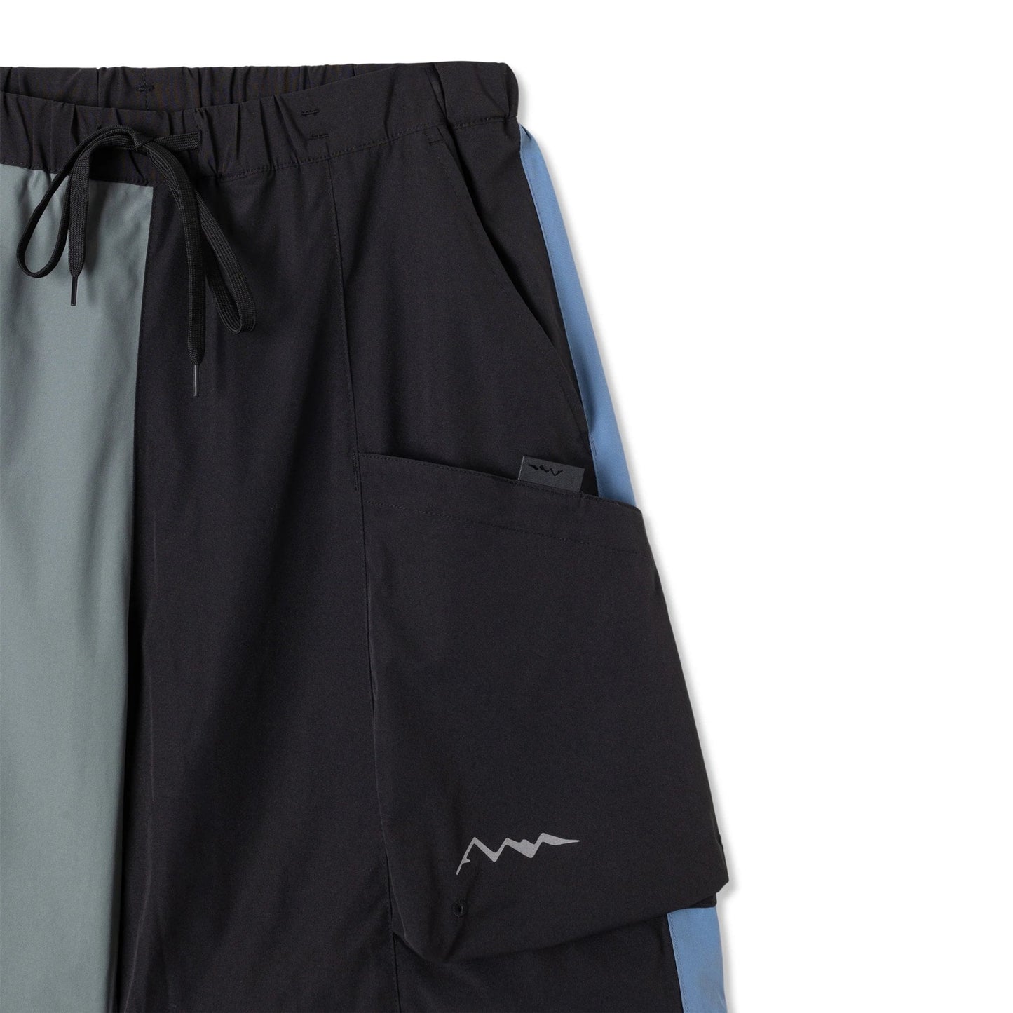 Extra Mile River Shorts 25 - Panel