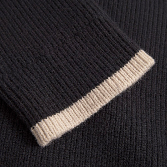 WWCobek V-Neck Pullover - Salute