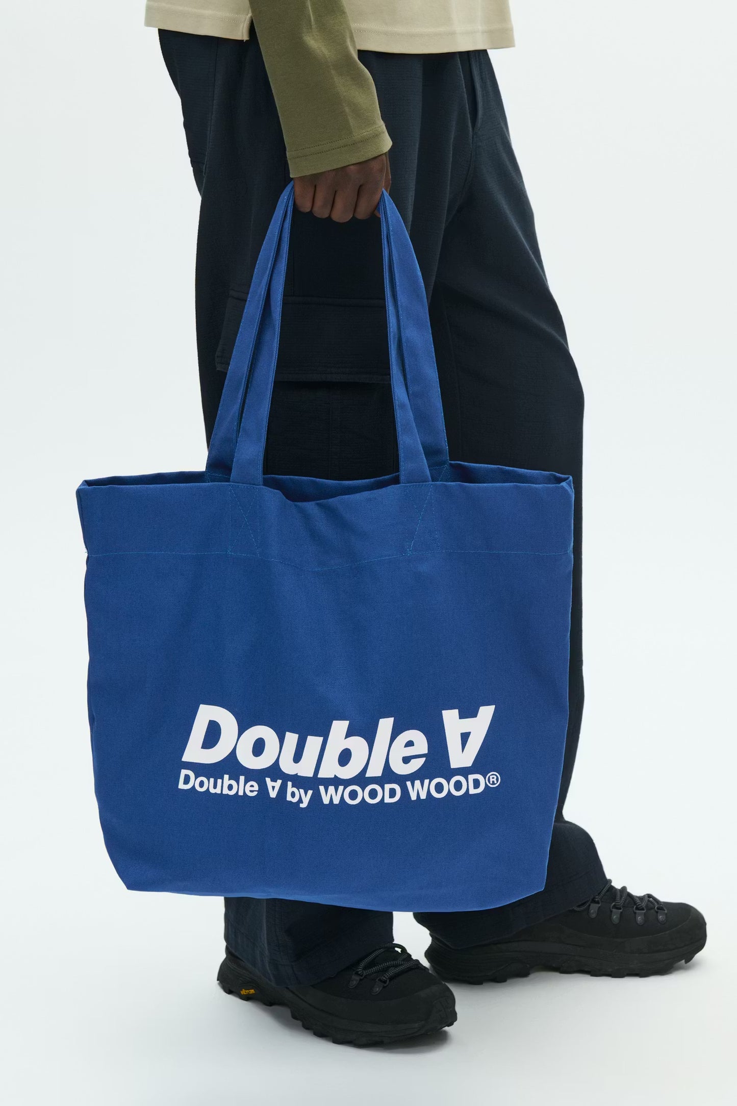 WWConner Italic Tote Bag - Navy Peony