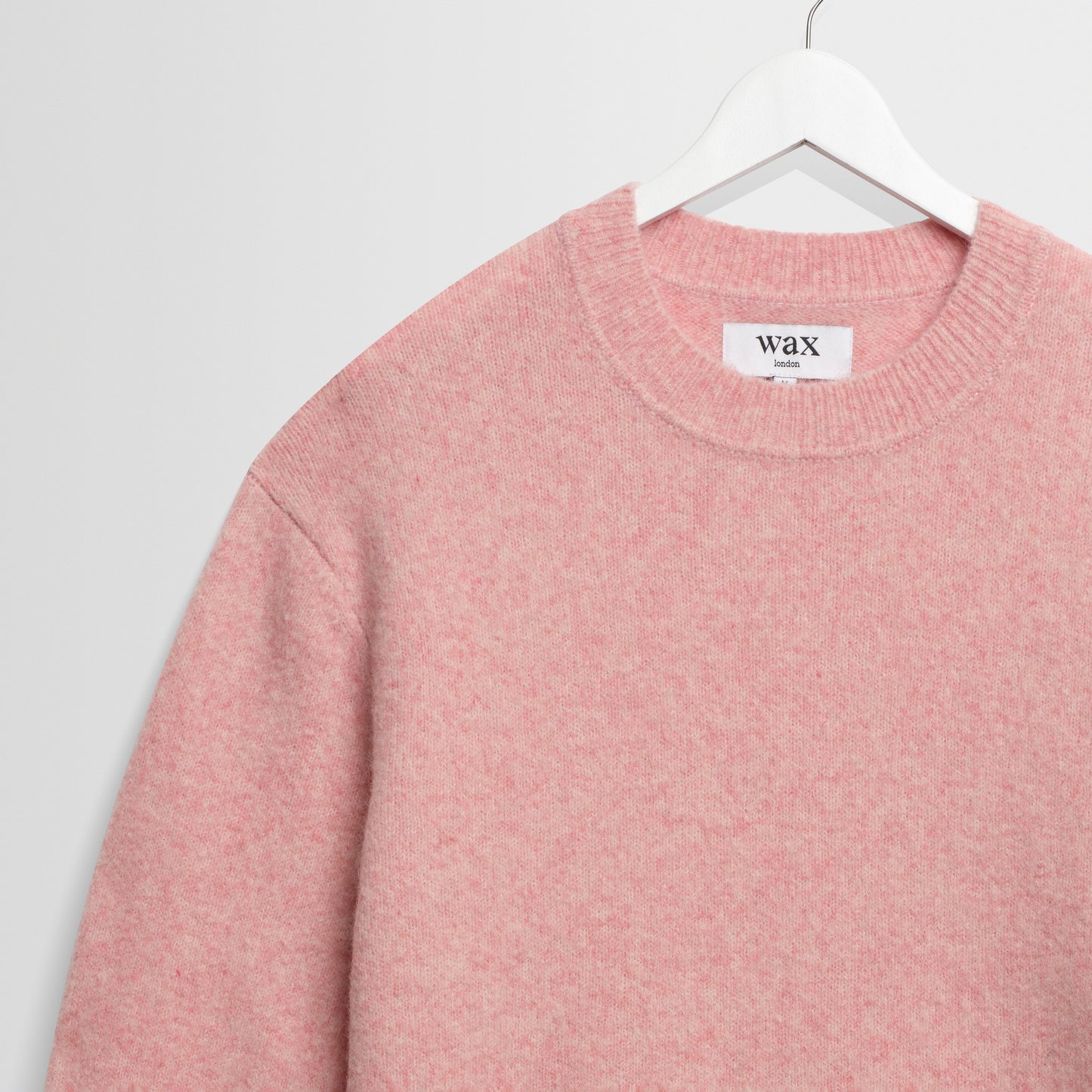 Wilde Crew Fluffy Wool Crewneck - Pale Pink