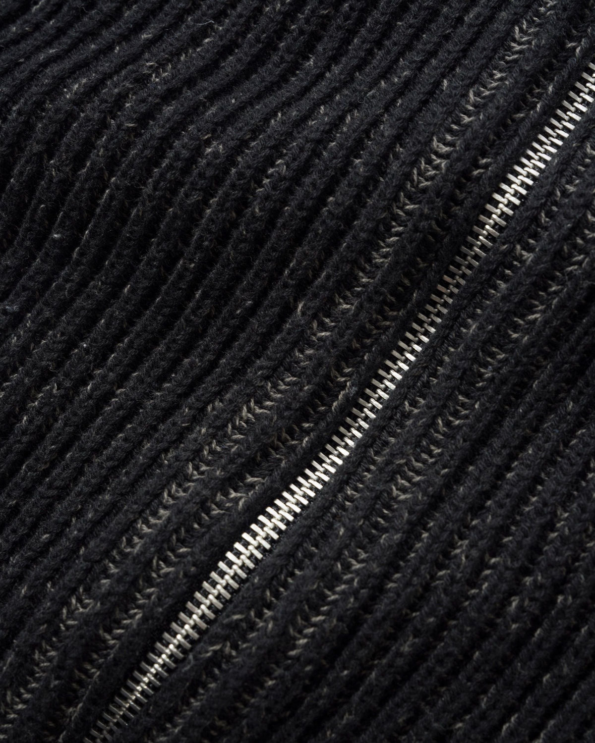 Club Zip-Thru Knit - Black