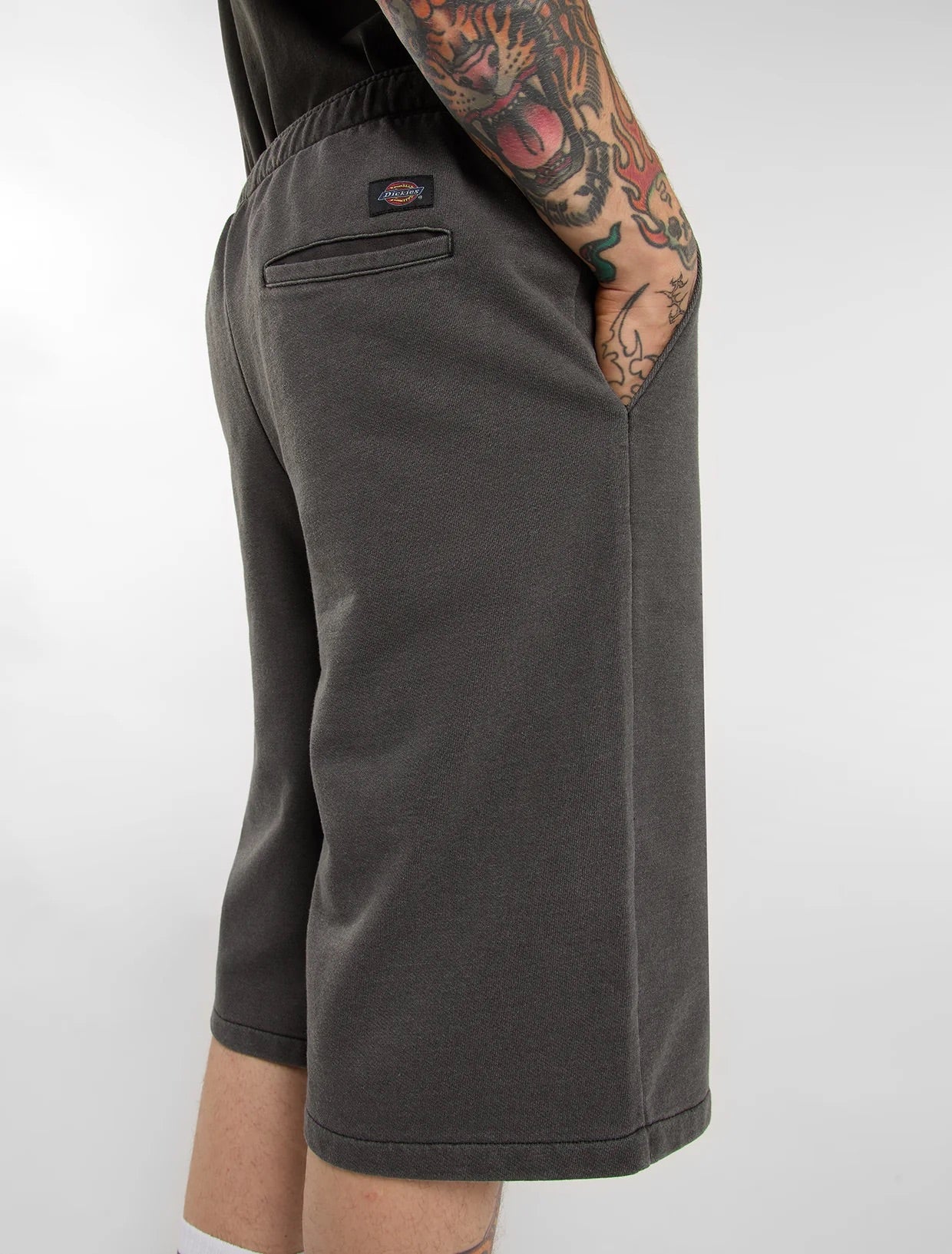 Streetsboro 13" Sweat Short - Black