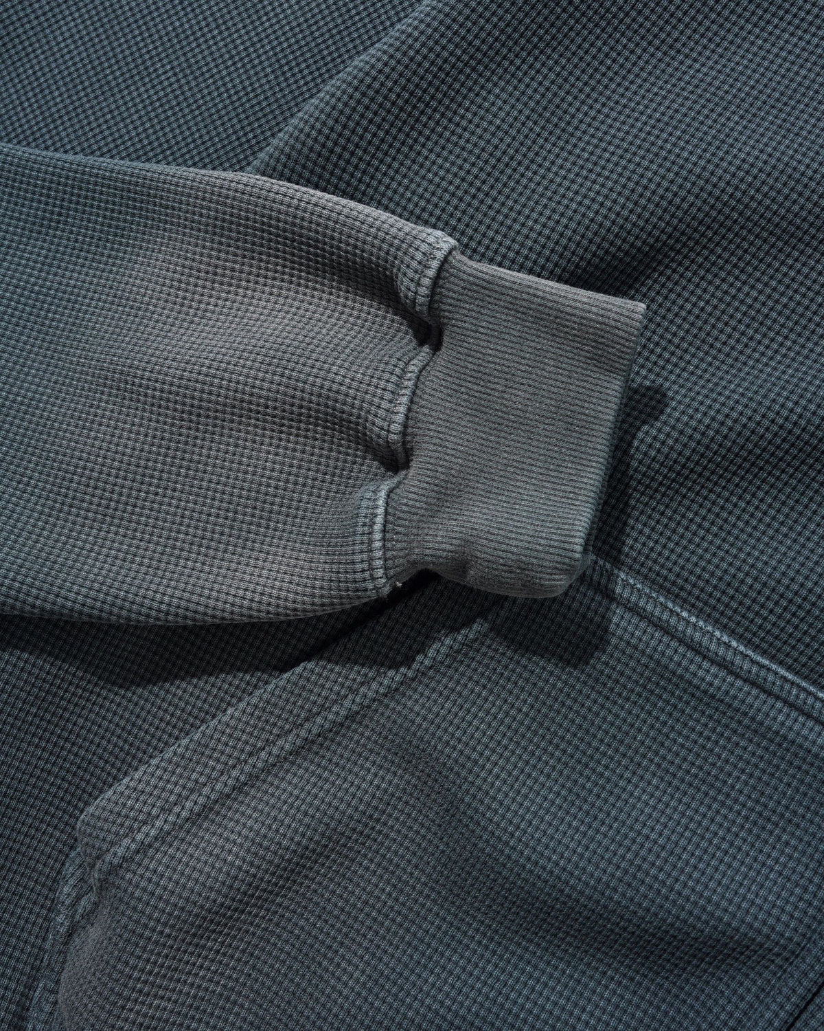 Faded Waffle Zip-Thru Hood - Washed Black