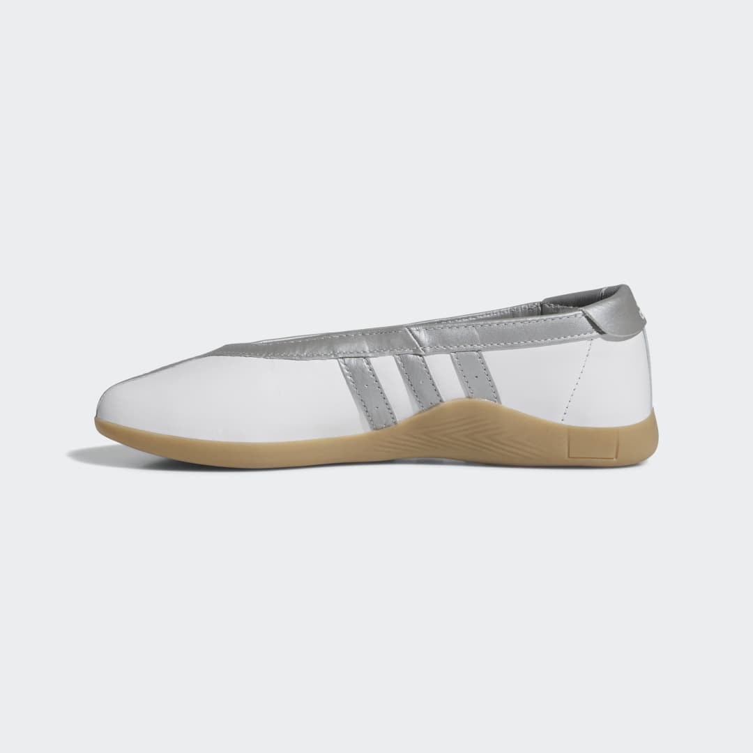 Taekwondo Mei - Cloud White / Silver Metallic / Gum