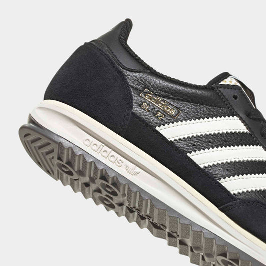 SL72 - Core Black / Off White / Charcoal