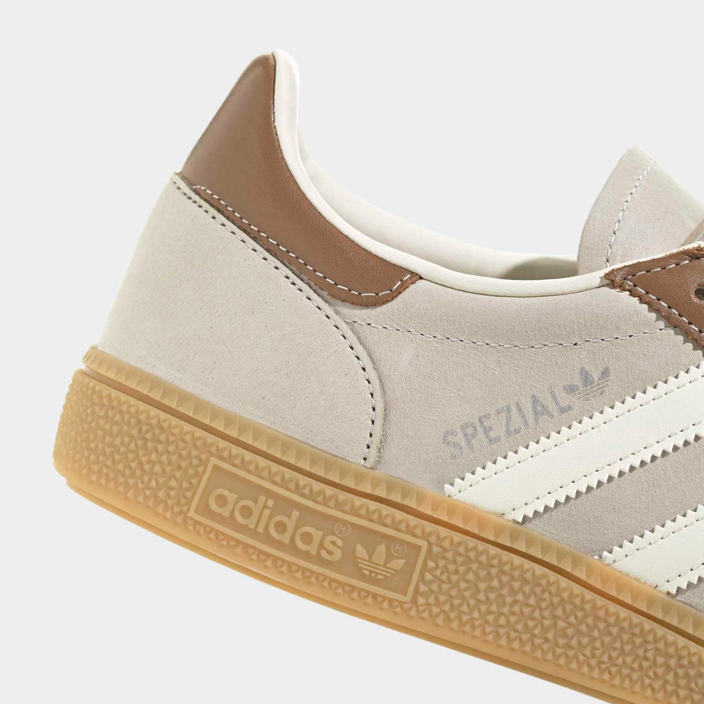 Handball Spezial - Khaki Three / Crew White / Brown Desert