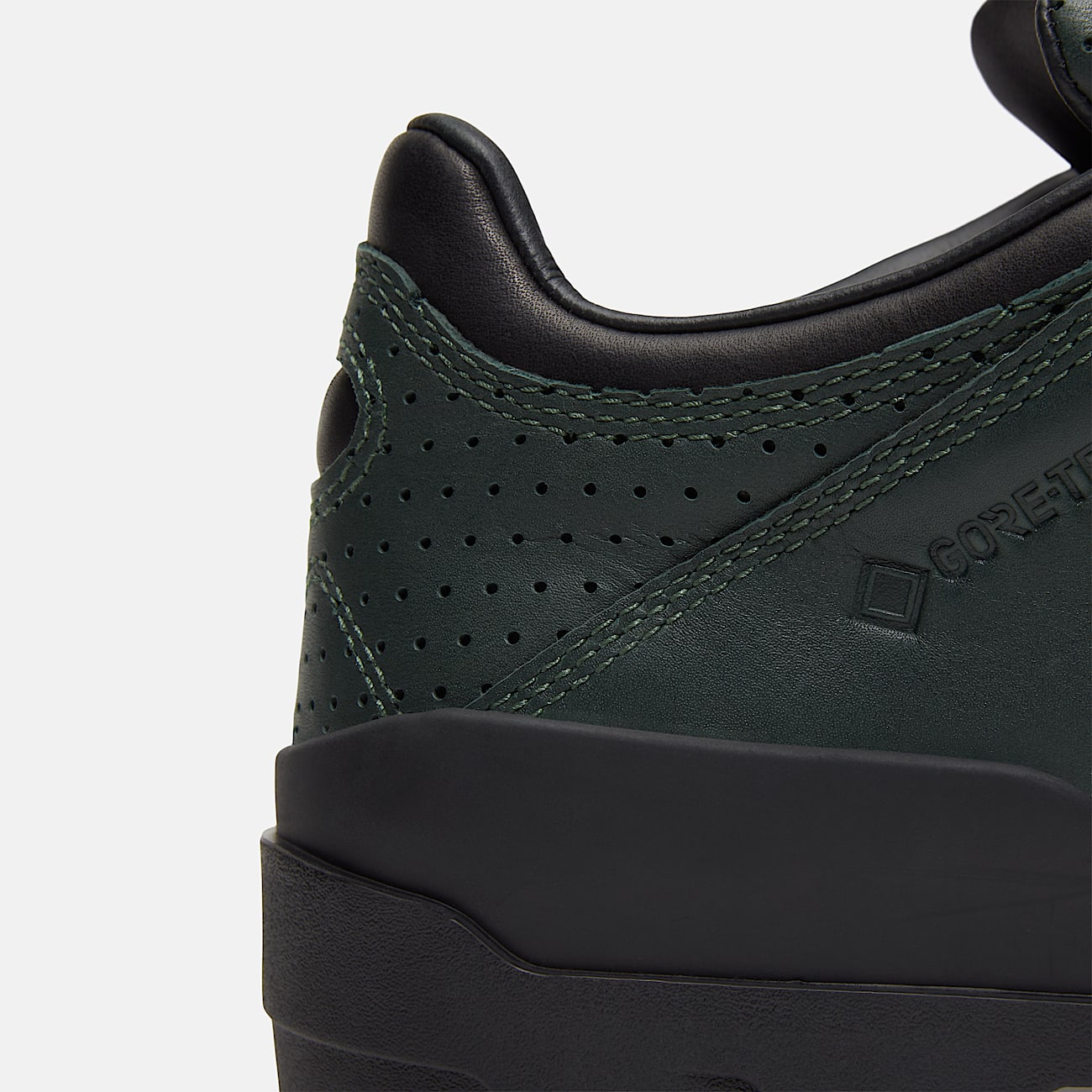 World Hiker Low GORE-TEX® Boot - Dark Green