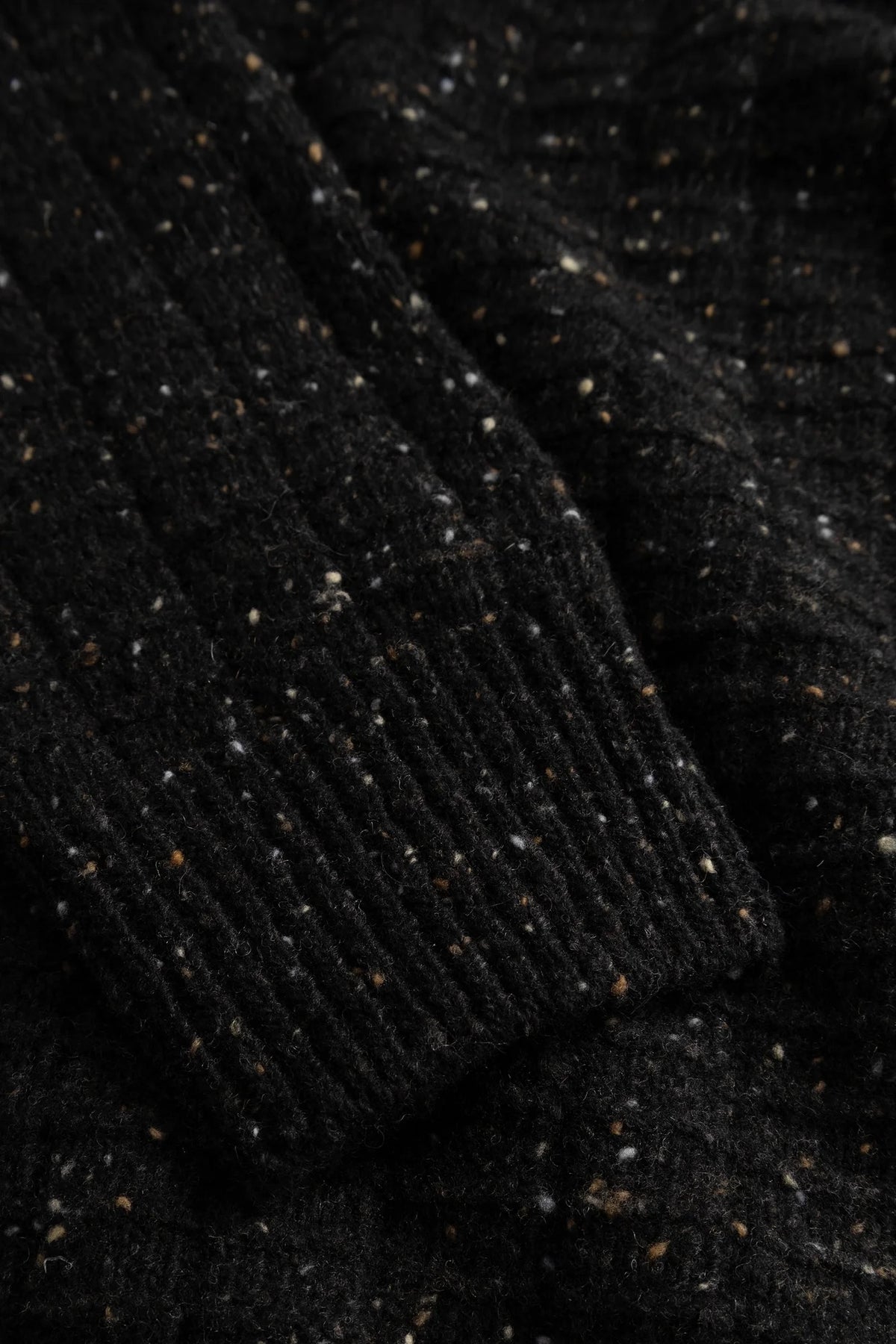 Hirtshals Donegal Square Sweater - Charcoal Melange