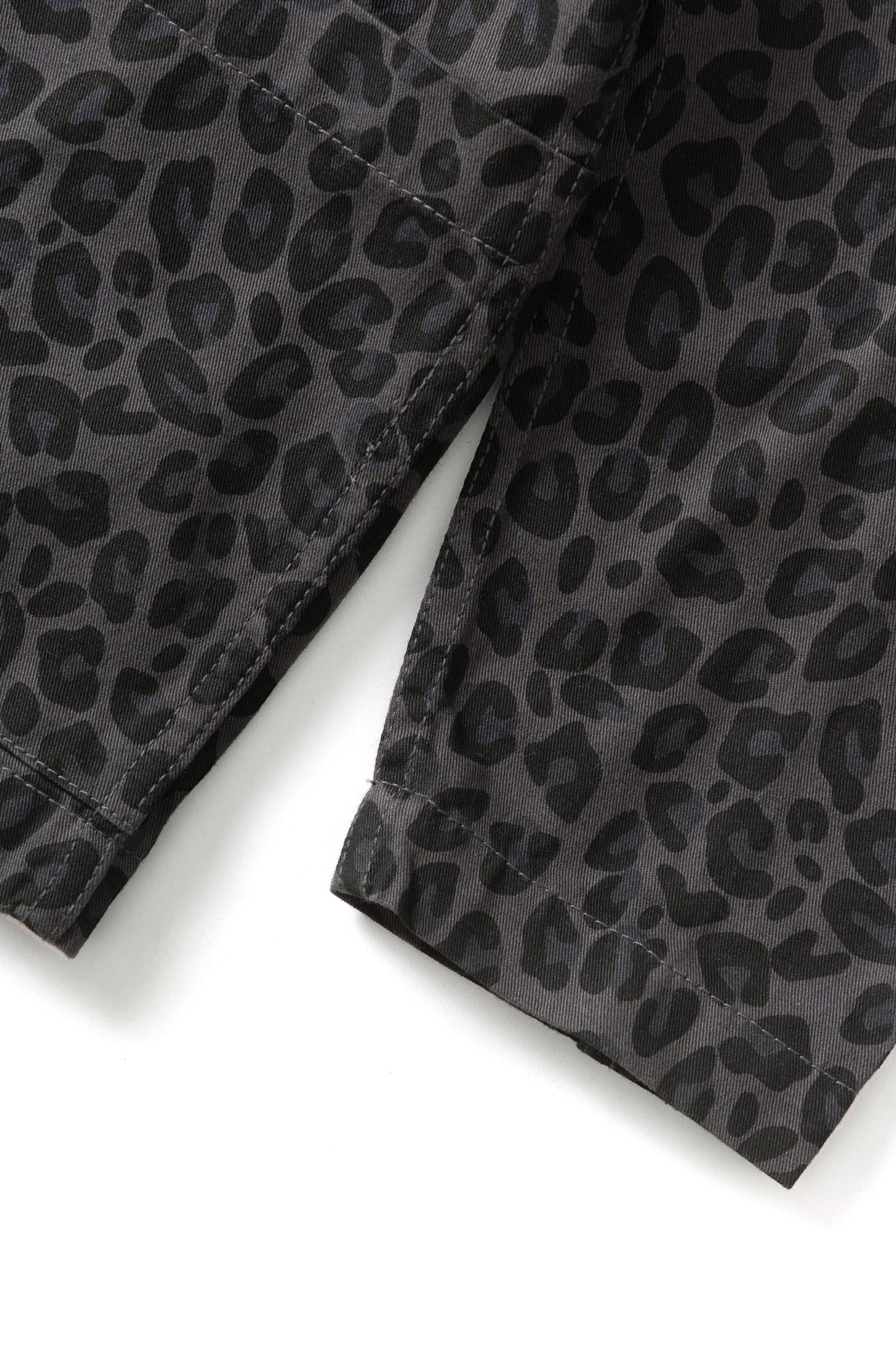 Patterned Easy Chef Shirt - Black Leopard