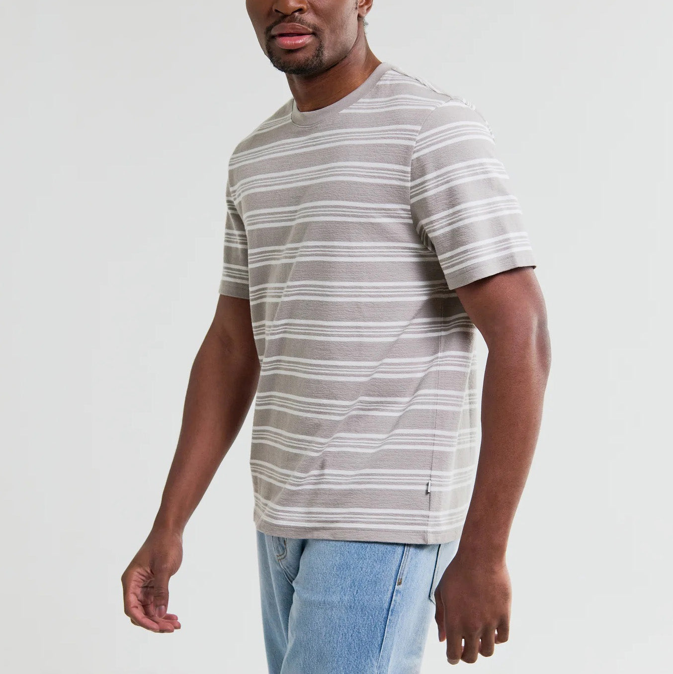 Dean SS Tee, Thin Textured Stripe - Taupe / Ecru