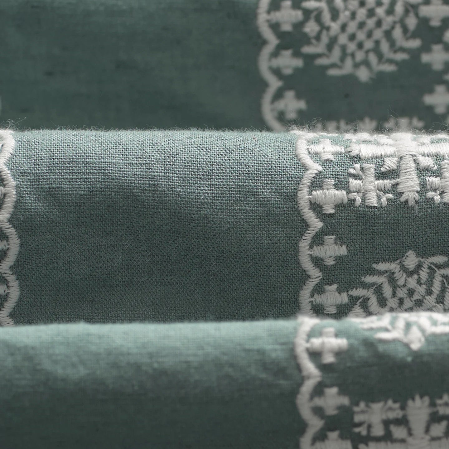 Didcot SS Shirt, Placement Border - Sea Green / Ecru