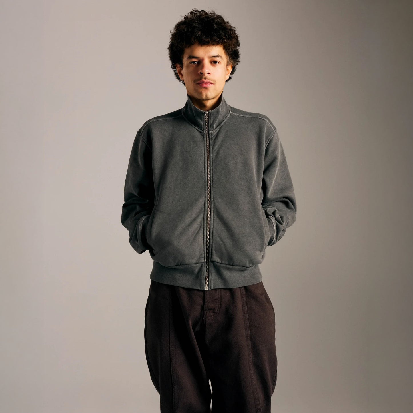 Full Zip Sweat - Washed Black