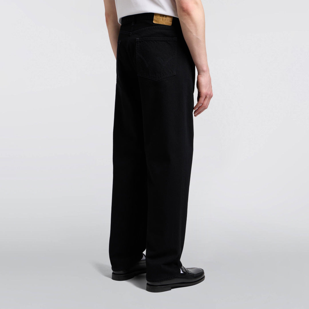 Loose Jeans, 13oz Kaihara Right Hand Black Denim - Black unwashed