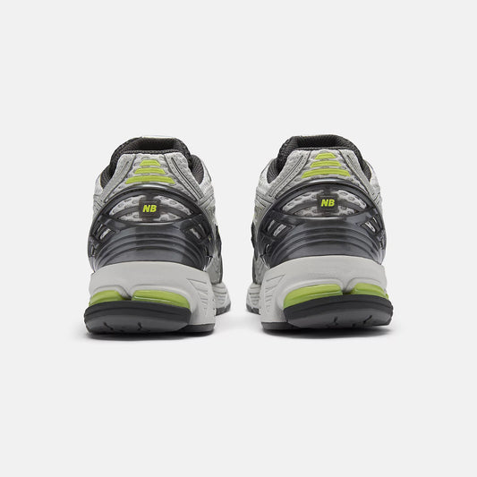 1906R - Light Silver Metallic / Alkali - U190652H